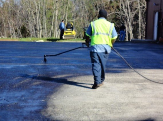 Services screenshot 10 3 2026 15571 houstonasphalt.com